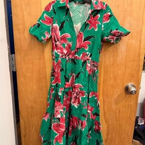 Zara women’s S Green and Red Lily Floral Midi Tiered Dress